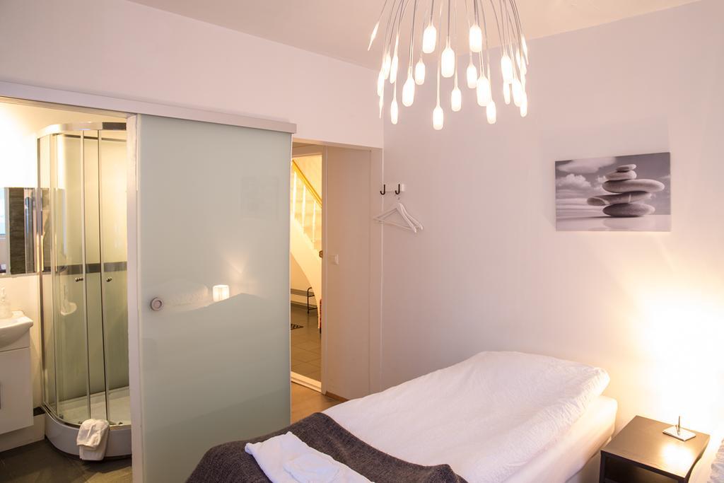 Kosy Vik Apartment ภายนอก รูปภาพ