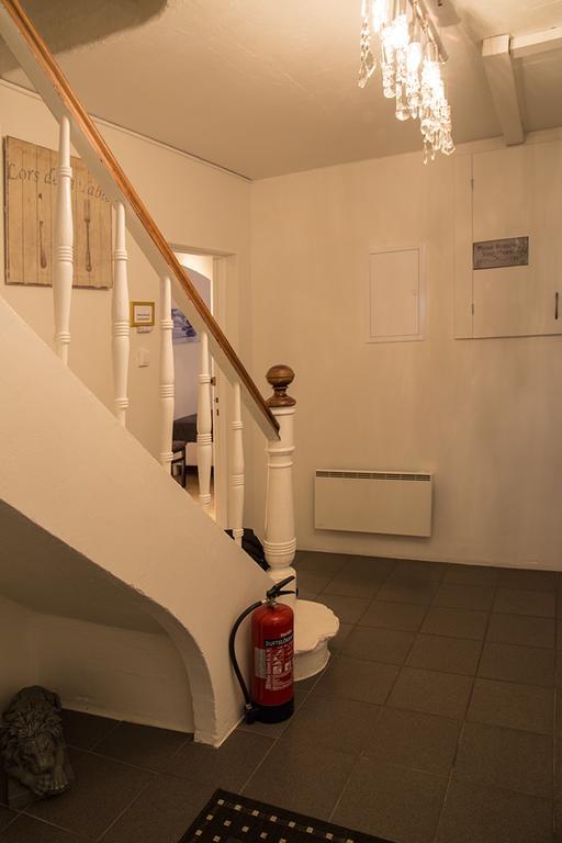 Kosy Vik Apartment ภายนอก รูปภาพ