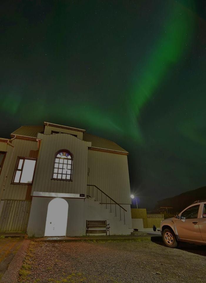 Kosy Vik Apartment ภายนอก รูปภาพ